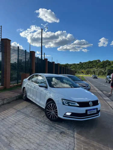Volkswagen Jetta Trendline 1.4 TSI 16V 4P Aut. 2016