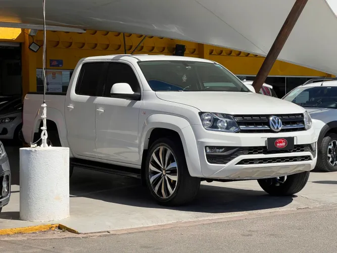 Volkswagen Amarok Comfor. CD 2.0 TDI 4X4 Dies. Aut. 2021
