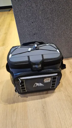 Caixa/Bolsa térmica com divisórias e bolsos externos!