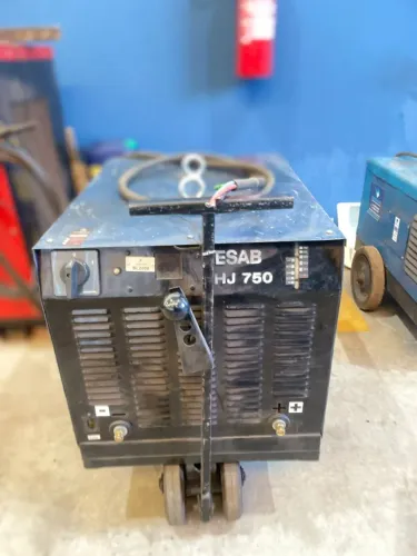 MÁQUINA DE SOLDA RETIFICADOR 750