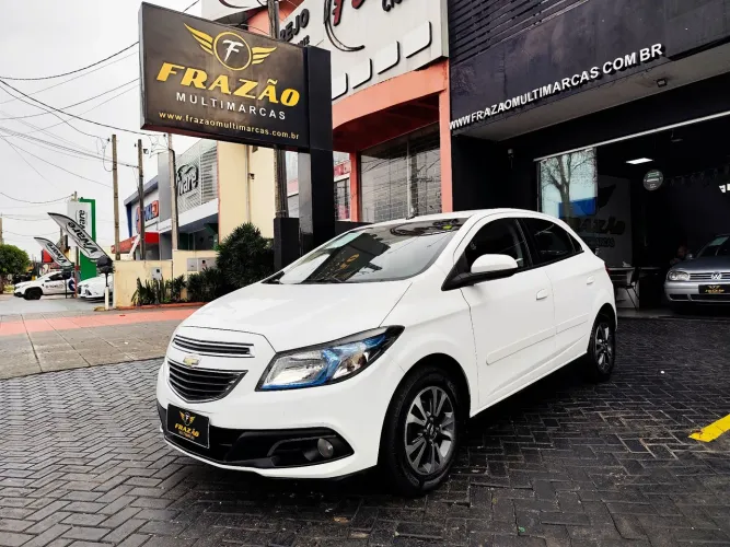 Chevrolet Onix Hatch LTZ 1.4 8V Flex Power Mec. 4P 2014
