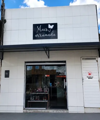 Alugo ponto comercial na principal do Cleto Marques Luz