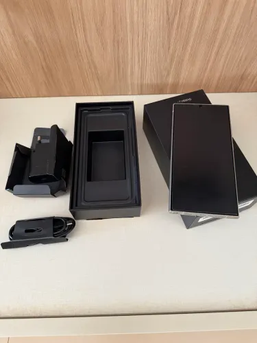 Samsung Galaxy S24 ultra 256 gb