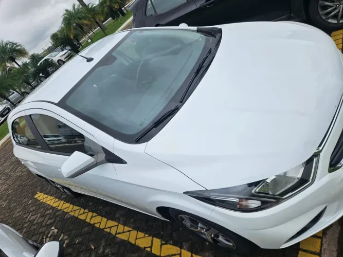 Chevrolet Onix Hatch LTZ 1.4 8V Flex Aut. 4P 2017