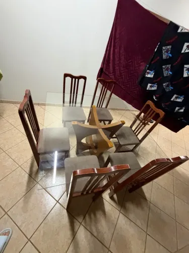 Mesa e cadeiras 