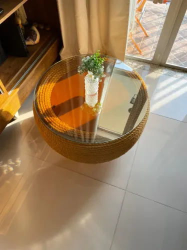 Mesa de centro em corda sisal com vidro blindex reflecta - feita a mão