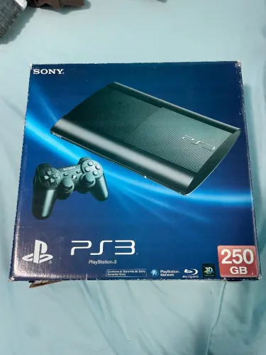 PlayStation 3 250GB com 45 jogos no HD