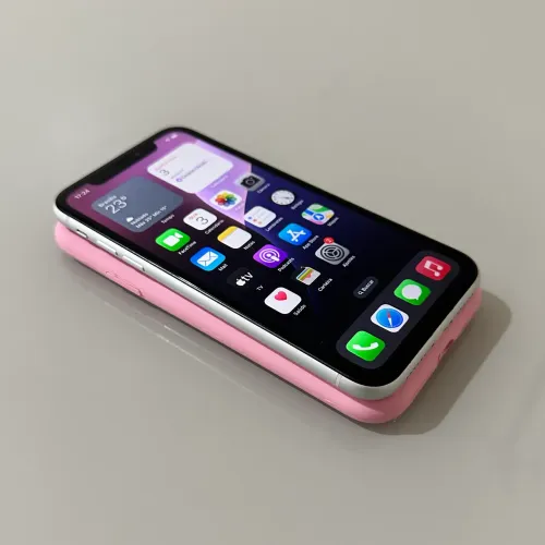 iPhone XR 128gb muito conservado 