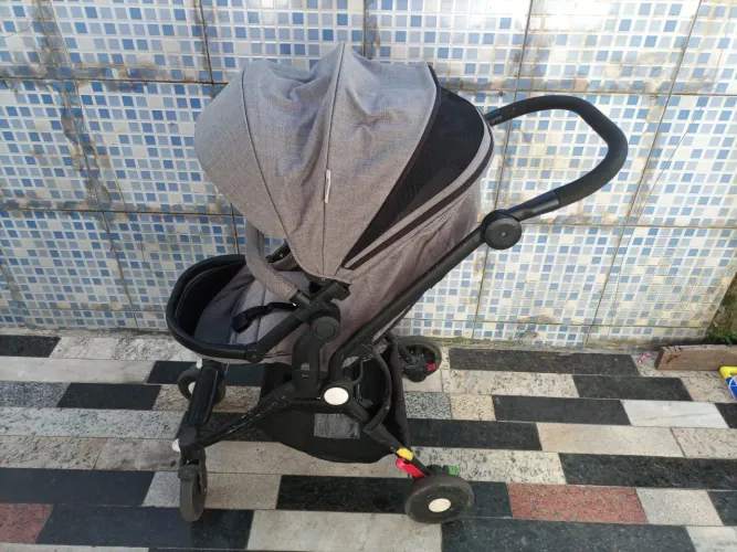 Carrinho de bebê Moisés Dican