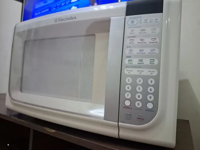 Micro-ondas eletrolux 31 L