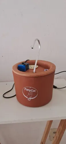 Bebedouro para gatos de cerâmica