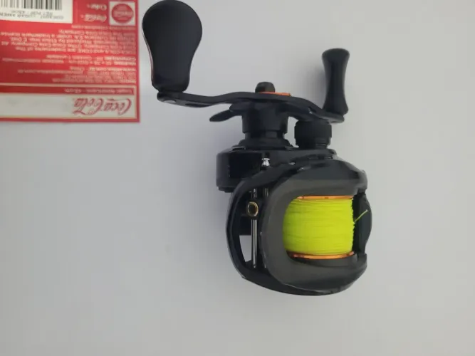 Carretilha de Pesca Venza BG -Marine lado direito