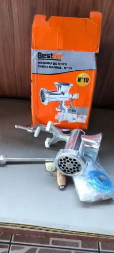 Moedor de carne novo