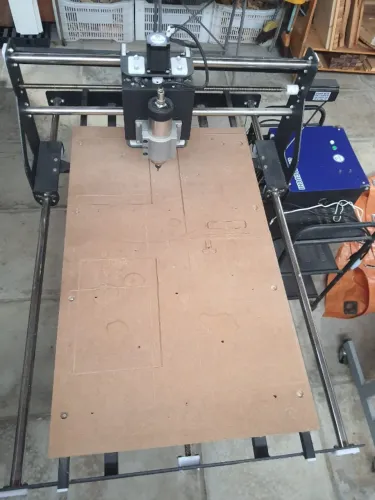ROUTER CNC X 600, Y 1000 e 60mm
