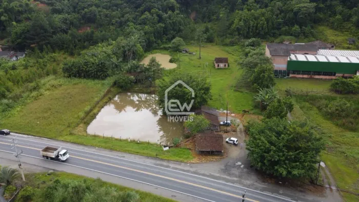 Terreno Frente Para Rodovia SC-108 com 31.287m² em Massaranduba, SC