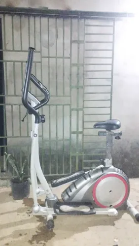 Vende-se máquina de exercícios