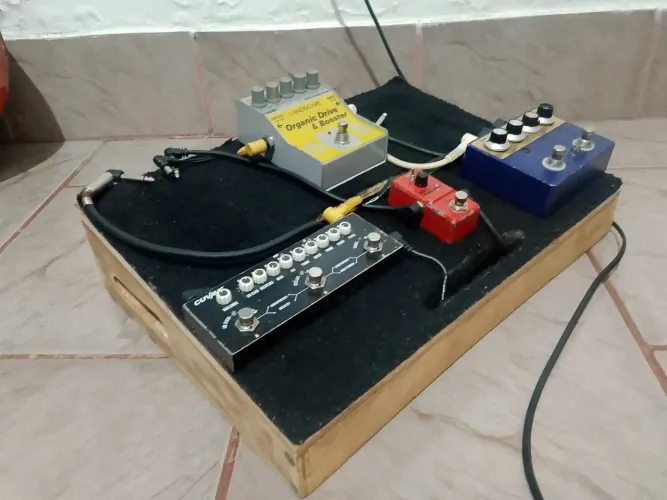Pedalboard caseiro