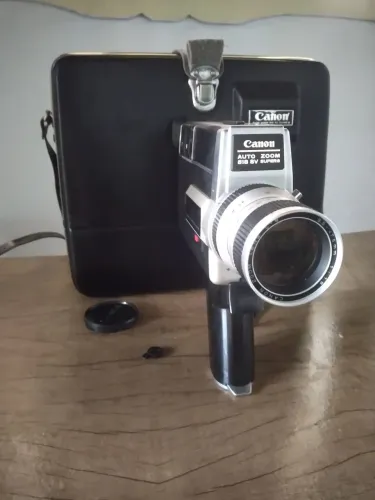 Filmadora Antiga Super 8 Canom 518,em ótimo estado
