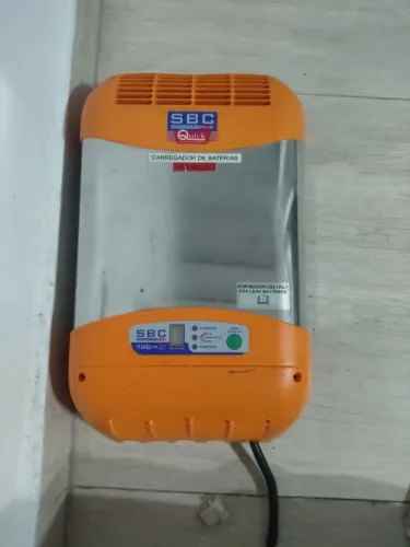 SBC Advanced Plus 700 FR, carregador náutico de baterias 12 V / 60 A