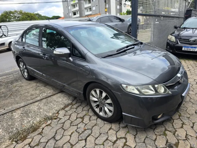 Honda Civic Sedan LXL 1.7 16V 130cv MEC 4P 2011