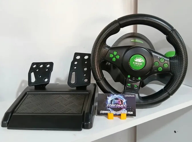 Volante Gamer 4 em 1. Semi novo. Aqui na LOJA FABGAMES