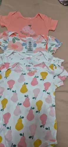 Kit body Carter's- 24M pouco uso