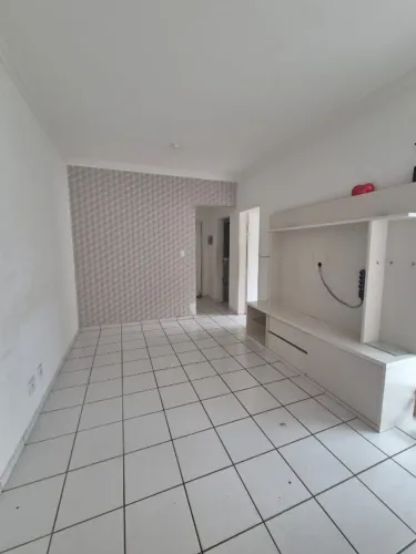 Vendo apartamento no condomínio Belize Cohama