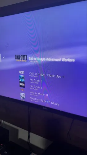 Vendo ps3 desbloqueado com 2 controle