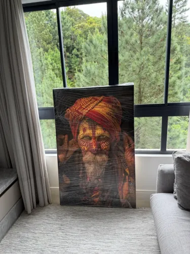 Quadro Grande Sadhu 1,45m - Arte Espiritual Impactante e Sofisticada