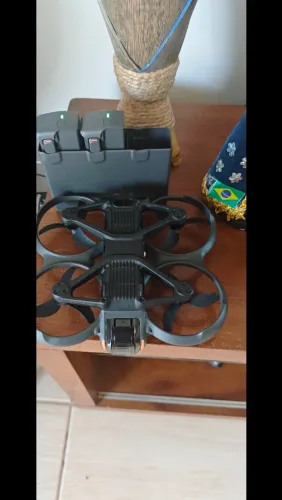 DJI AVATA 2 HUB 2 baterias