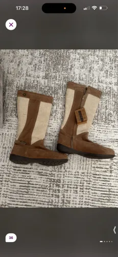 Bota couro 36 bege