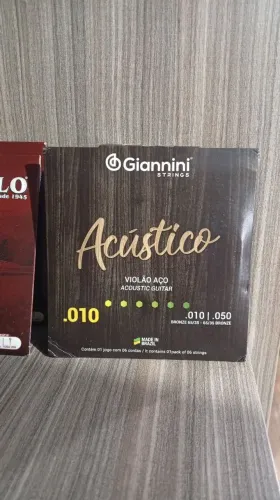 Cordas de violão aço ou nylon 