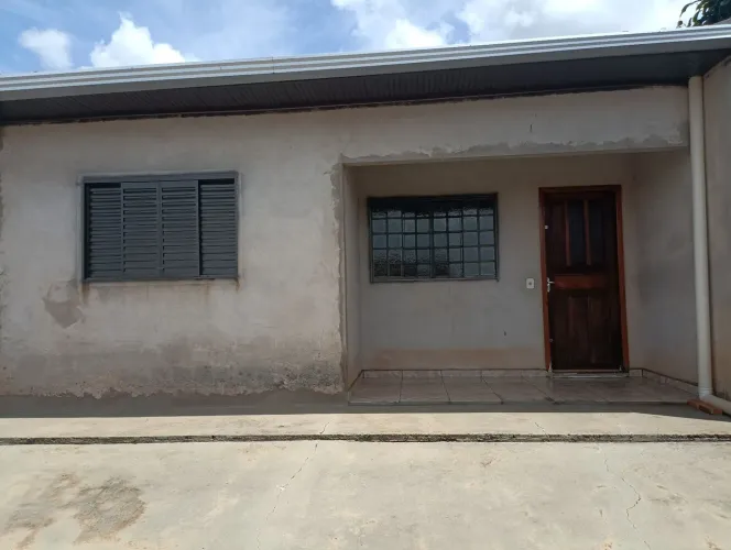 Vendo Casa em Alvenaria