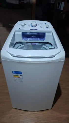 Máquina Electrolux 8,5 kilos. 