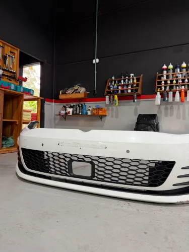 Pára-choque golf gti mk7 