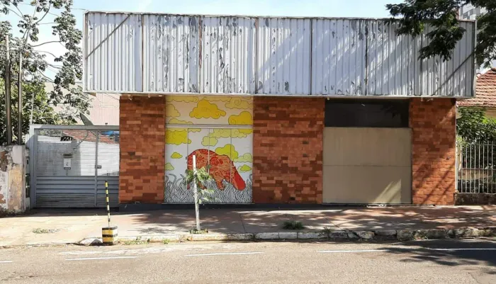 Casa Térrea à venda, 3 quartos, 4 vagas, Centro - Campo Grande/MS