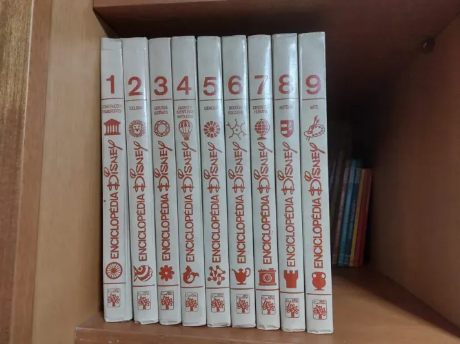 Coleção Enciclopédia Disney(capa dura oversized - 9 volumes) - Raridade