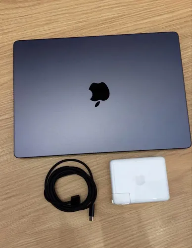 MacBook Pro M4 (512/16 )