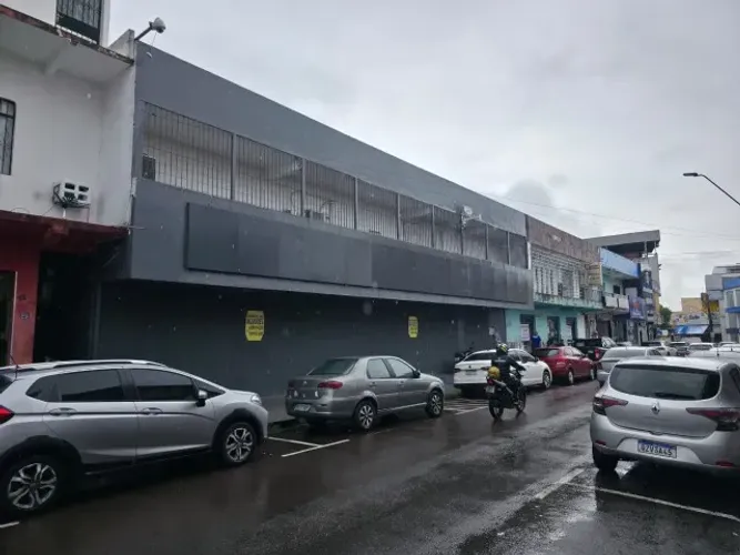 Ponto para luguel no Parque 10, antigo Itaú, 500mt2, dois andares, R$15,000