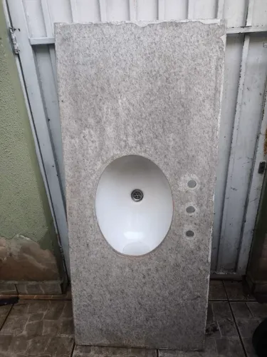 Lavatório em granito