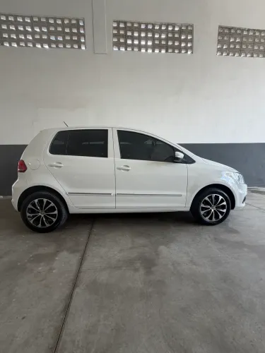 Volkswagen Fox Trendline 1.6 Flex 8V 5P 2015