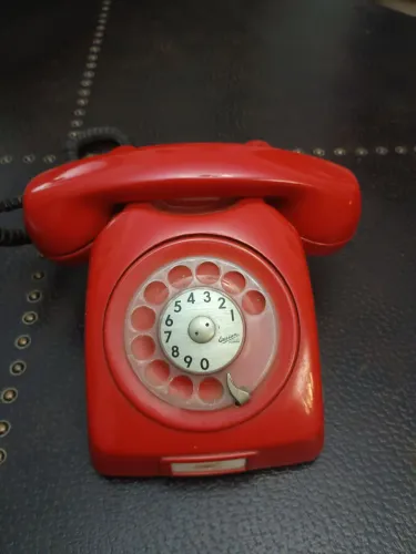 Telefone antigo 