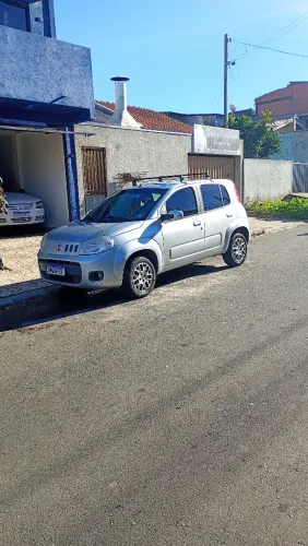 Fiat Uno Vivace Celeb. 1.0 EVO F.flex 8V 5P 2013