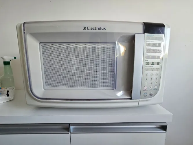 Microondas Electrolux 220V
