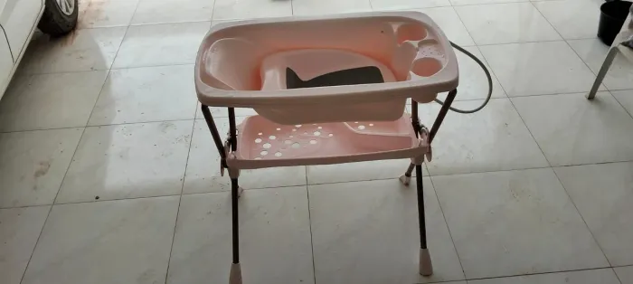 Banheira com suporte infantil ,
