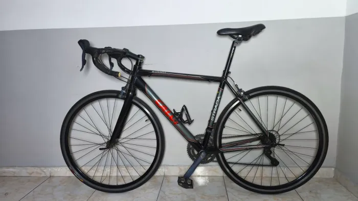 Caloi Strada [2018] - Peças Originais Shimano Claris - Aro 700 - Ótimo Estado