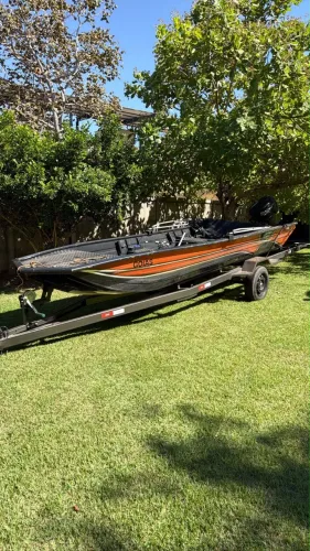 CANOA BORDA ALTA 5.5 MT 2025