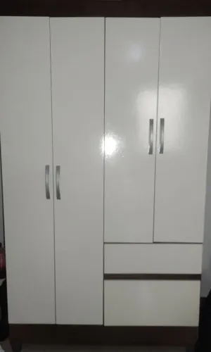 Guarda roupa casal 4 portas
