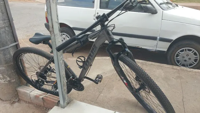 Bicicleta shimano cxr lotus aro 29