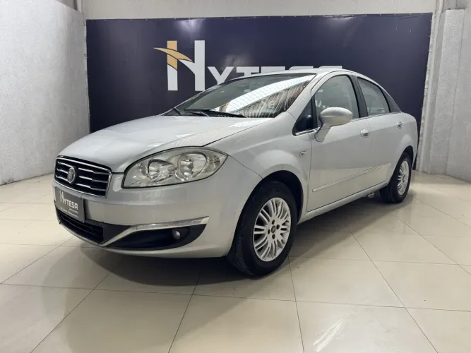 Fiat Linea Essence 1.8 Flex 16V 4P 2016